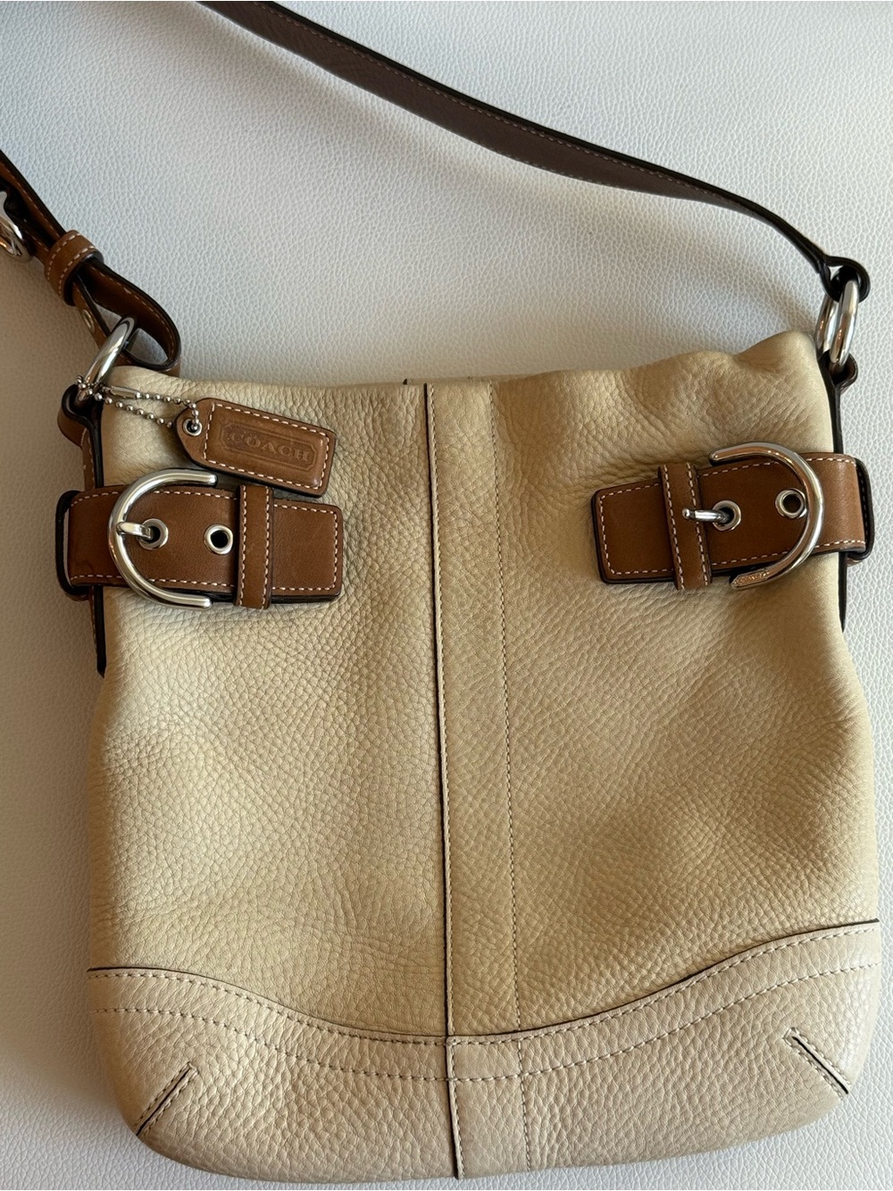 Coach Vintage Beige Leather Shoulder Bag with Brown Trim